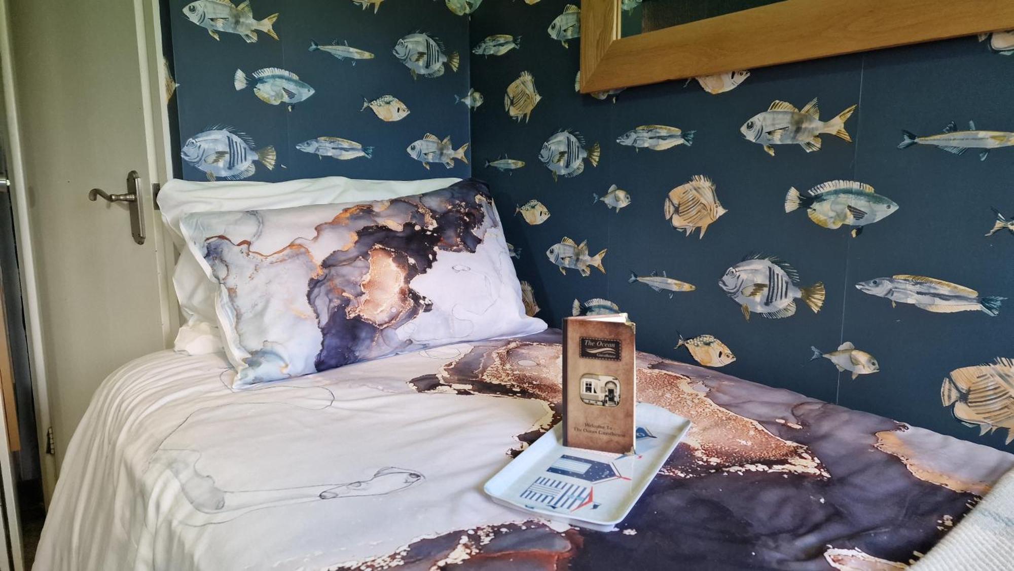The Ocean Guest House Weymouth Bagian luar foto