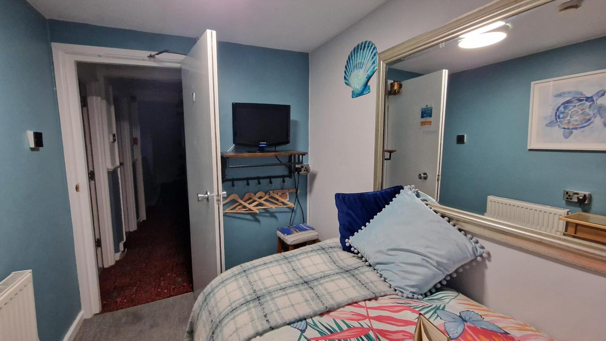 The Ocean Guest House Weymouth Bagian luar foto