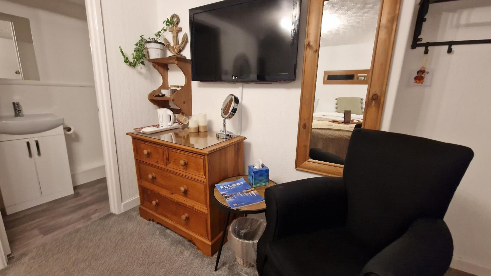 The Ocean Guest House Weymouth Bagian luar foto
