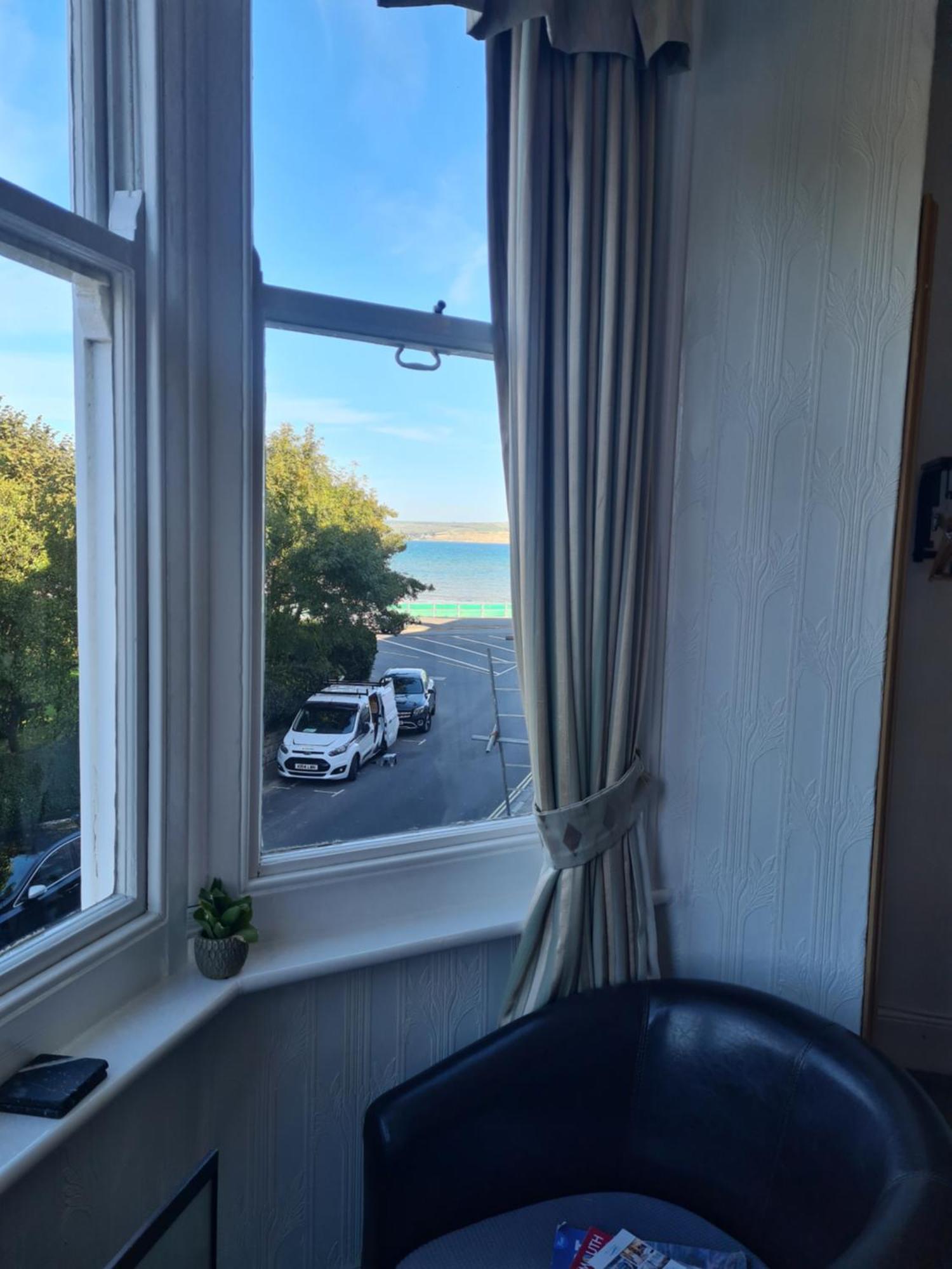 The Ocean Guest House Weymouth Bagian luar foto