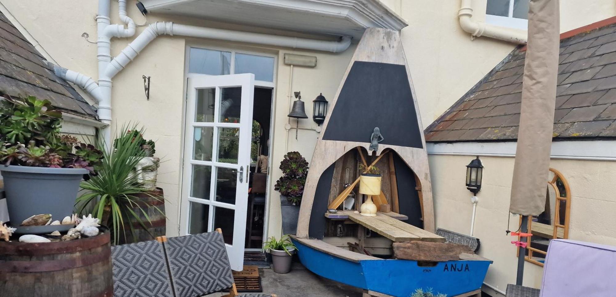 The Ocean Guest House Weymouth Bagian luar foto