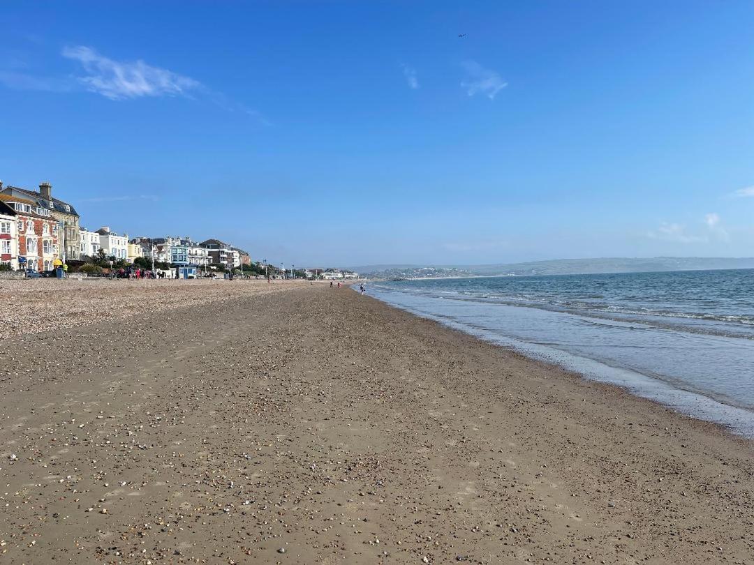 The Ocean Guest House Weymouth Bagian luar foto